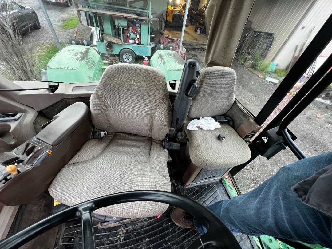 2005 DEERE 9520 - Image 12